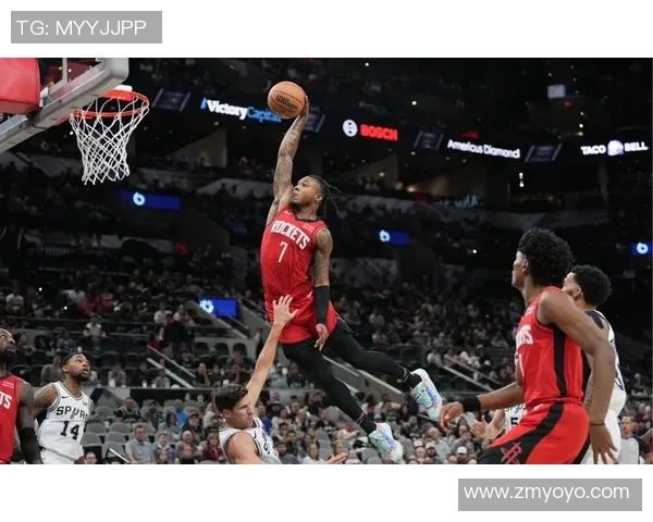 2018年火箭与马刺季前赛精彩回顾与球员表现分析